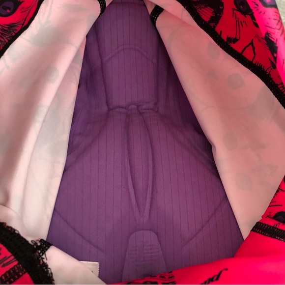 Shebeest Petunia Smitten Kitten Bike Shorts in Hot Magenta Size S - Picture 9 of 12